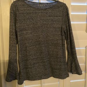 Loft Grey cotton top with bell sleeves. Small